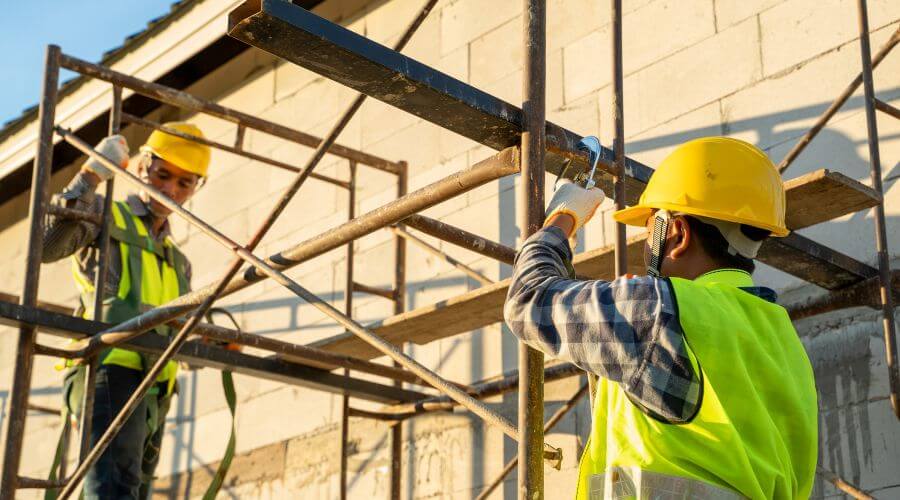 Professional gutter cleaning in Sipsey, AL